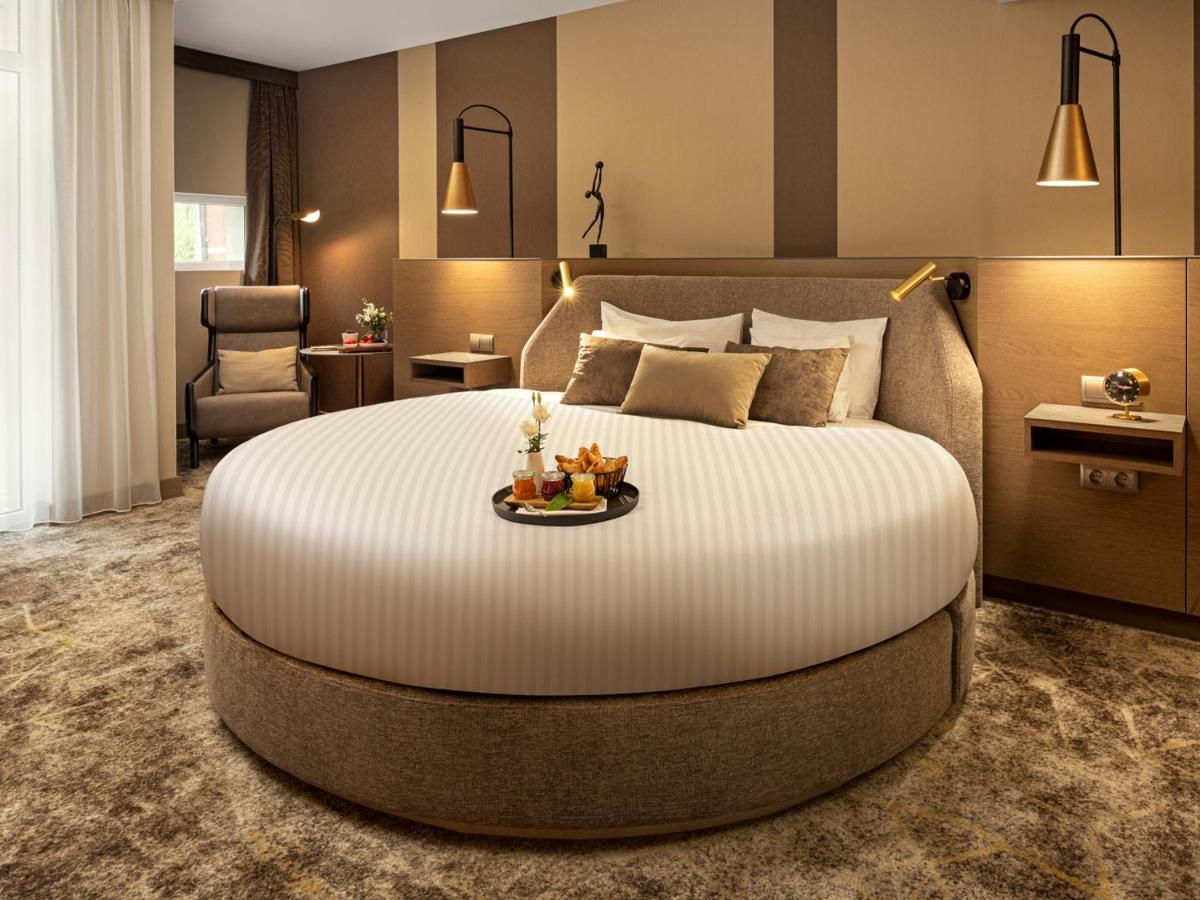 Premium Superior Suite,1404582905:JPEG